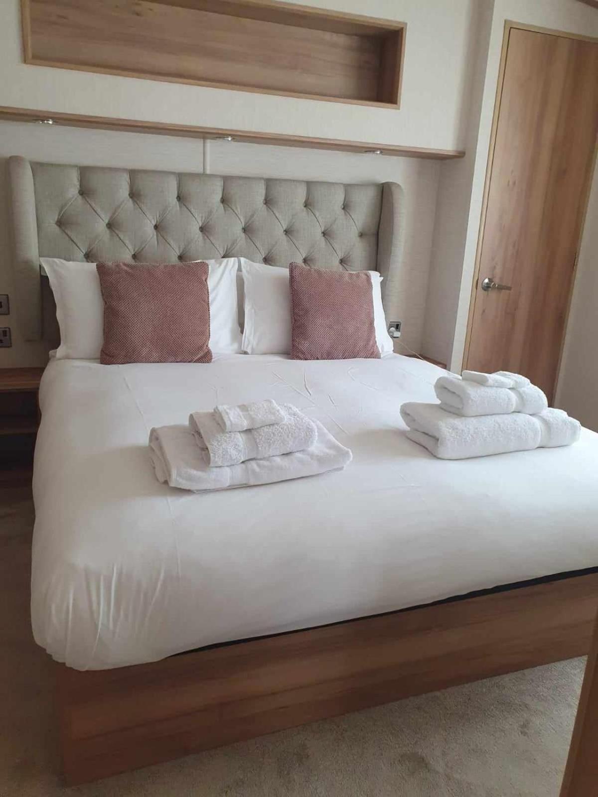 Appartamento Isabel'S Retreat Mudeford Esterno foto